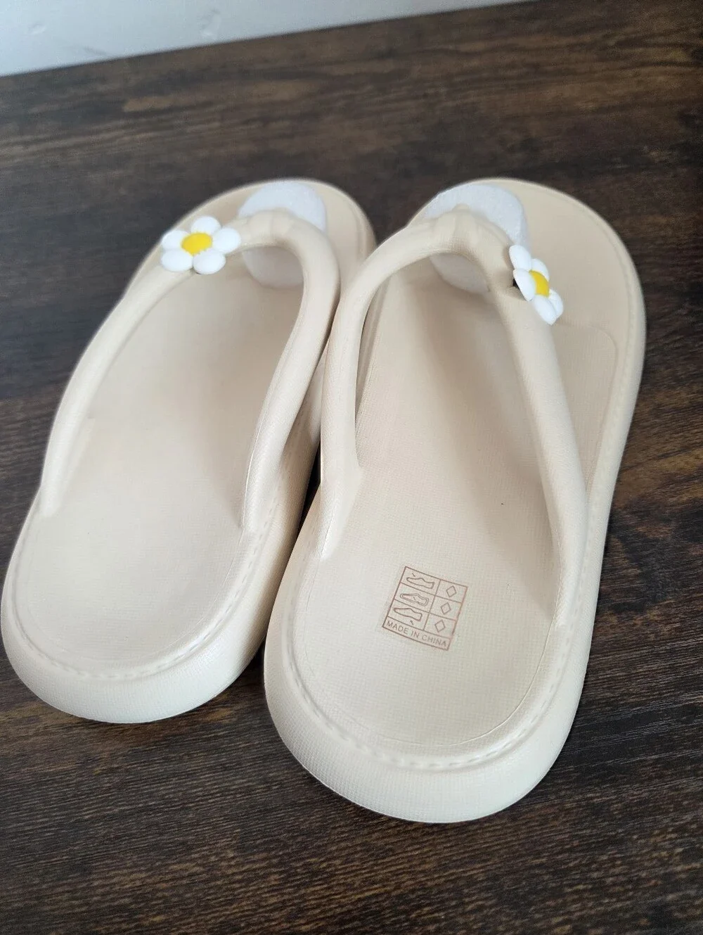 NEW Jelly Thong Sandals Cushion Vacation Beach Travel Flower Aloha Youth Kid 1.5